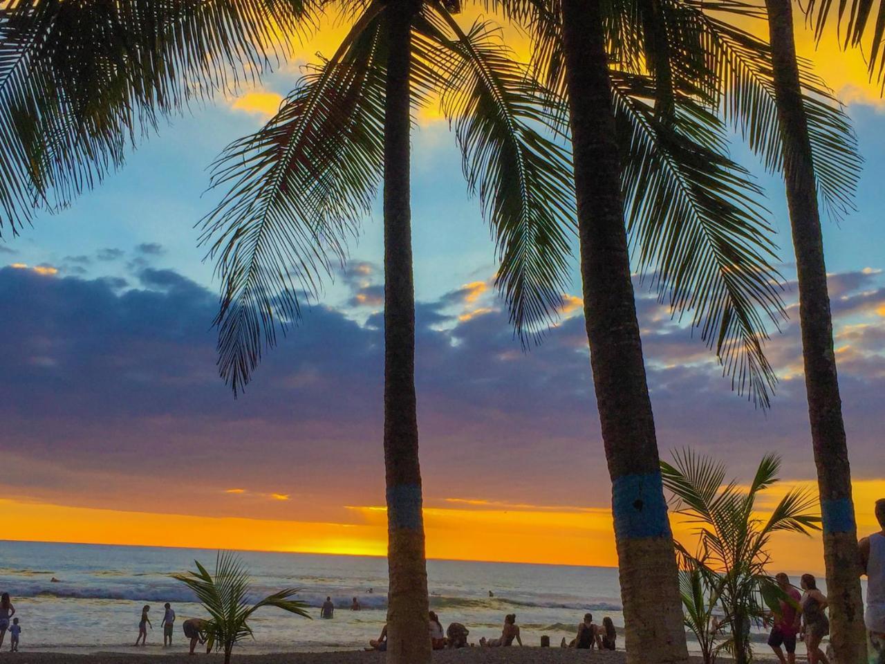 Cabinas Sunset Jaco Exterior photo
