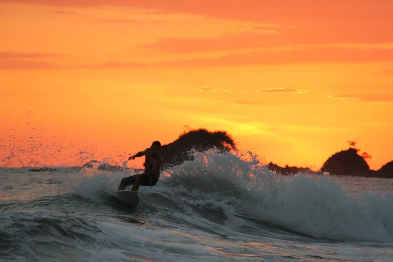Cabinas Sunset Jaco Exterior photo
